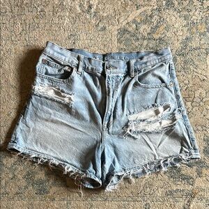 American Eagle 90’s shorts
